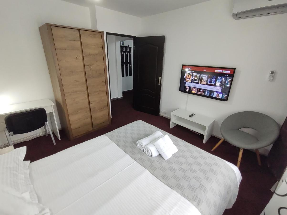 Creative Apartment Baia Mare Extérieur photo