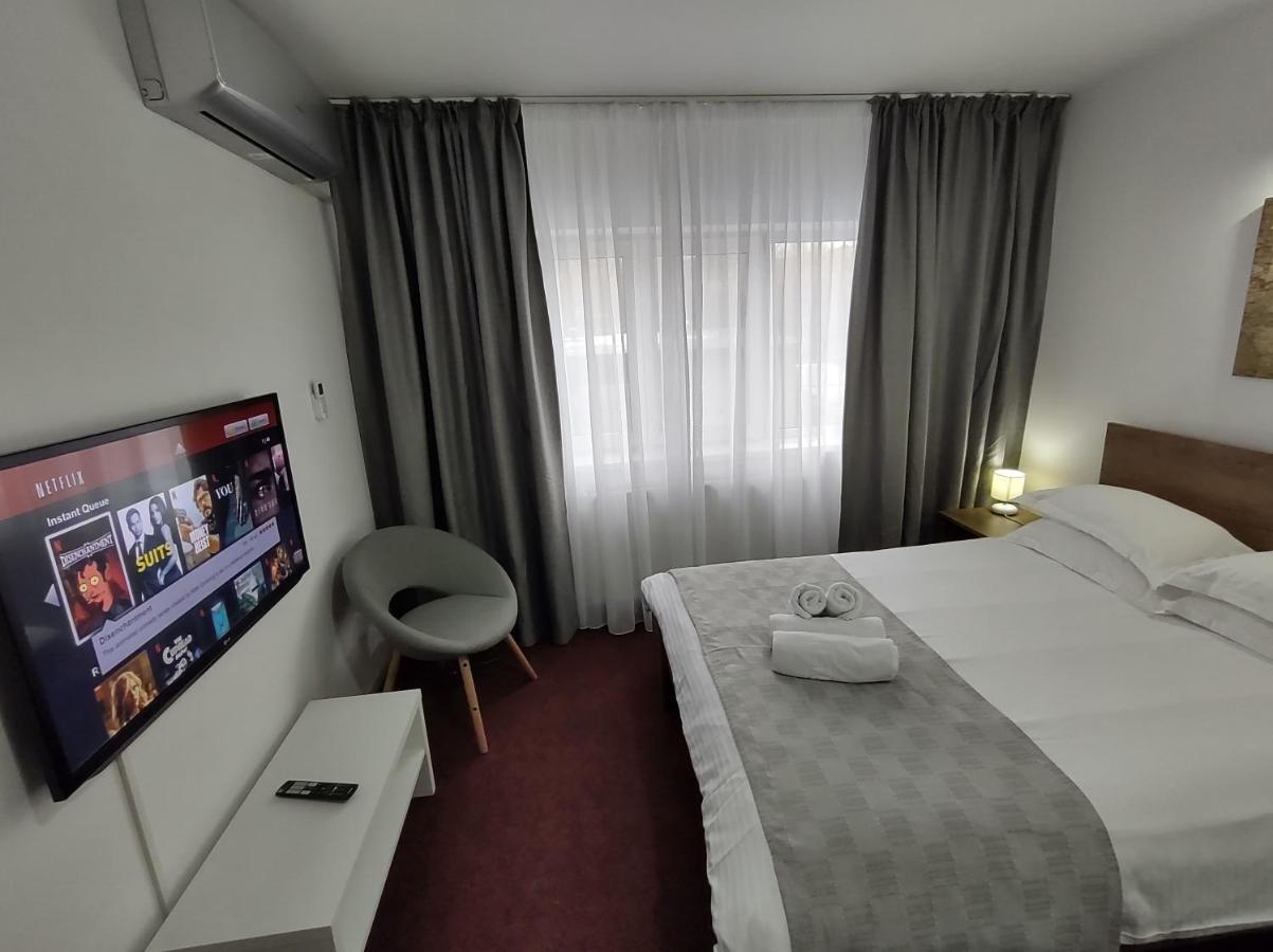Creative Apartment Baia Mare Extérieur photo